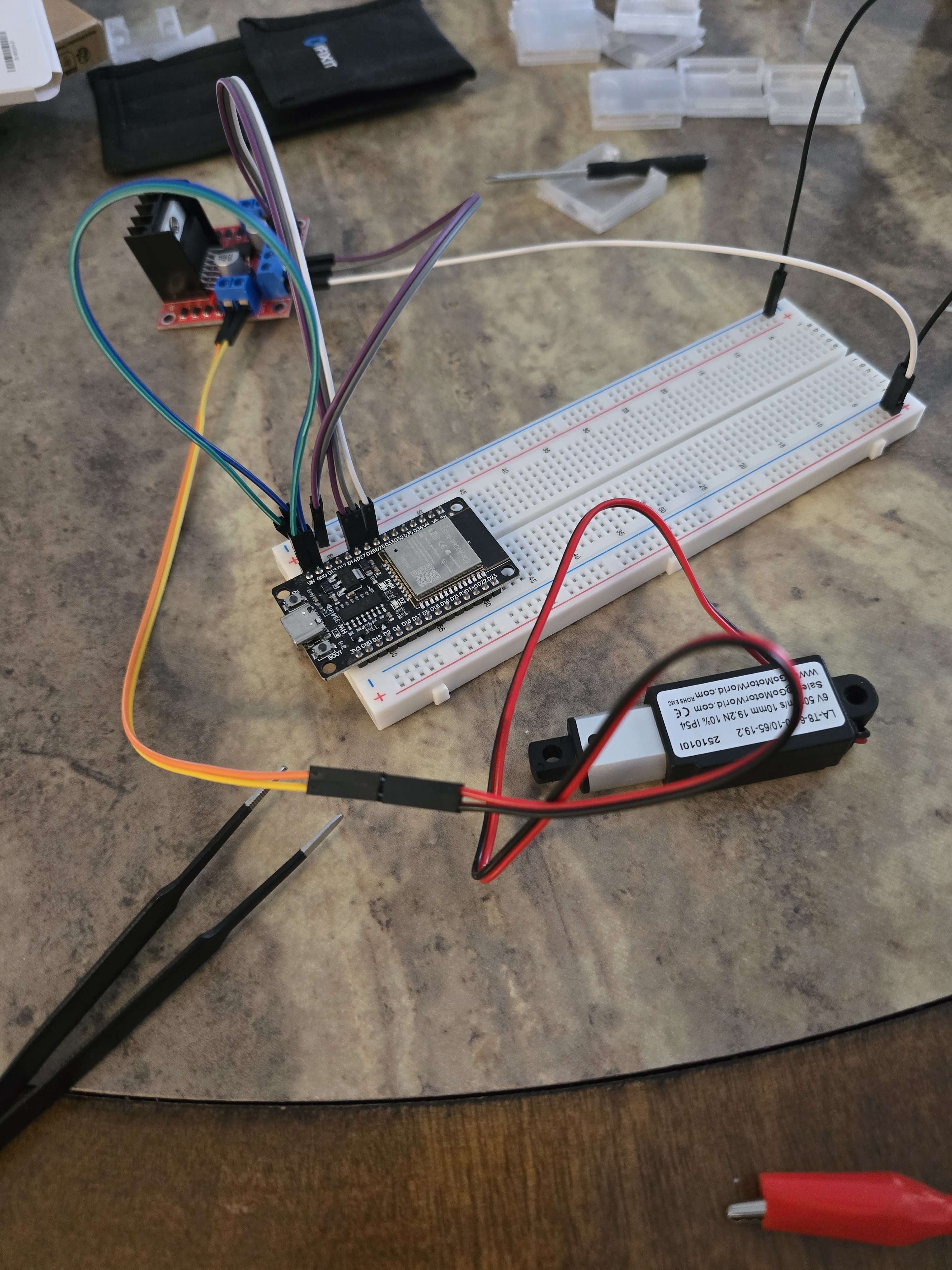 ada-pusher first prototype